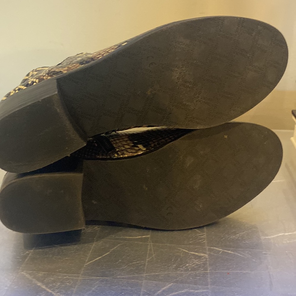 Vionic Snake Skin Like Booties - image 6